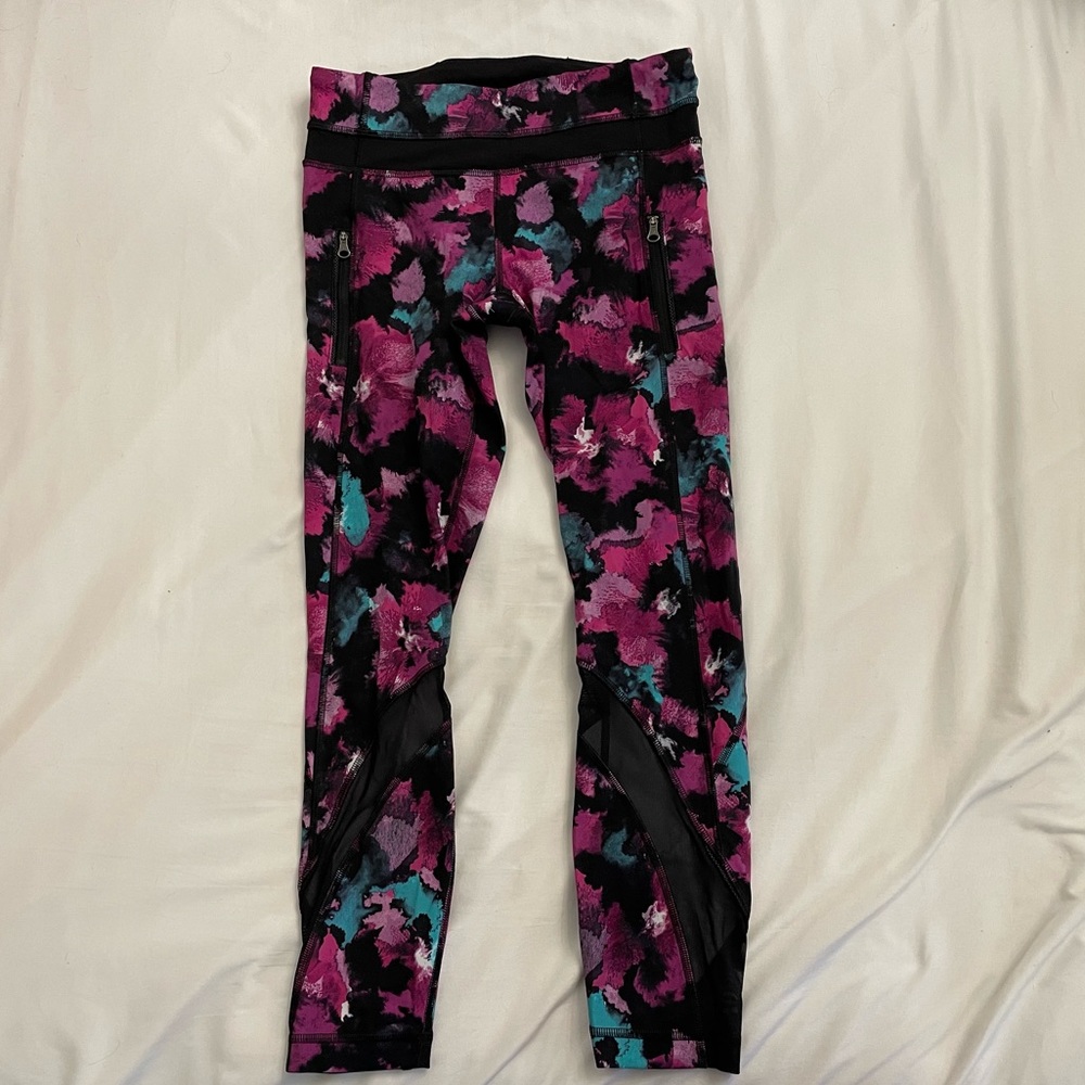 Lululemon 25” floral mid-rise leggings with pockets, Size 6, EUC
